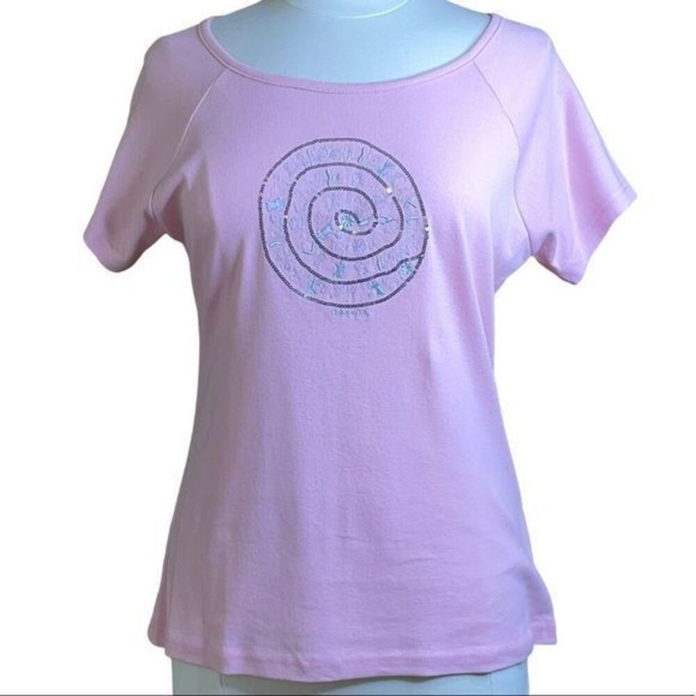 32.  Greek T-shirt with Greek pattern design and sequin in pink and silver